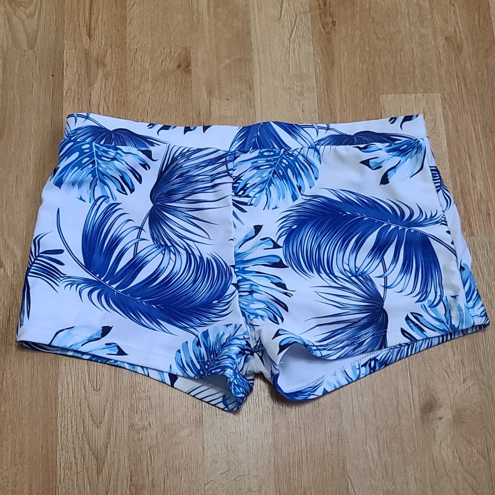 Bathing suit shorts cover up blue palm by Sea Grove sz Large - Picture 2 of 4
